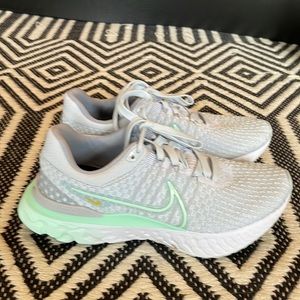 Nike React Infinity Flyknit Running Shoe